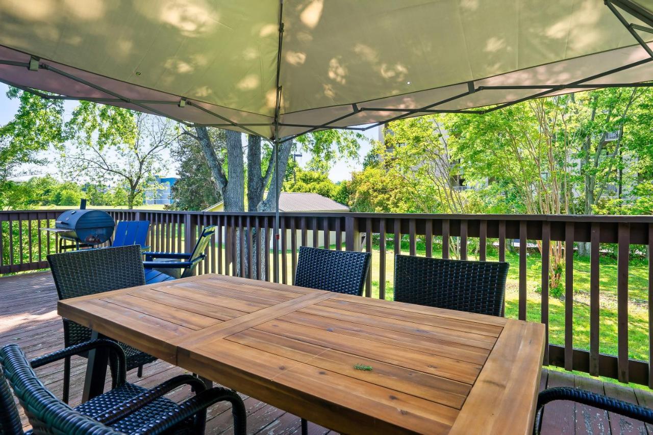 Modern Pigeon Forge Gem Near Dollywood, Gatlinburg & Smokies - 2 Mins To Pkwy & Strip, Hot Tub, Fire Pit, Cable, Hi-Speed Wifi Villa Exterior photo